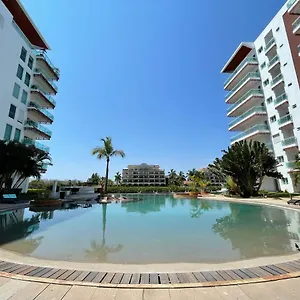 Apartamento 6012 depa Pacifika con excelente vista en Marina, Mazatlán